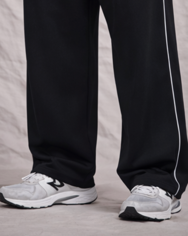 Unisex Wide Leg Trousers (black)